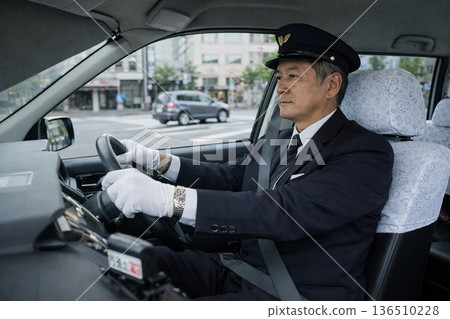 日本男計程車司機 日本男計程車司機 136510228