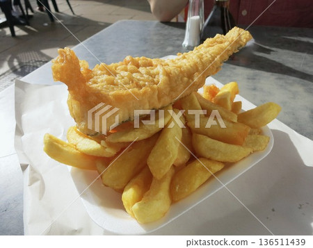 英式炸魚薯條 英式炸魚薯條 136511439