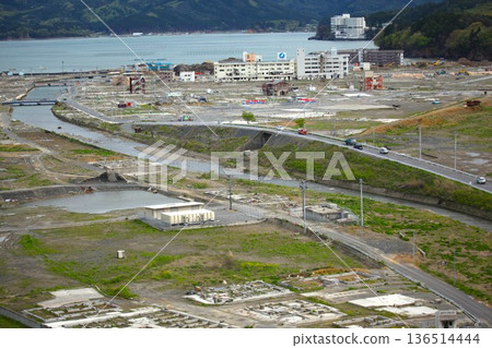 Scars of the Great East Japan Earthquake 1205 51 136514444