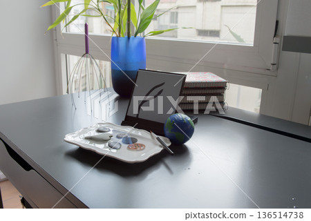 Buddha board, activity that promotes well being and mindfulness 136514738