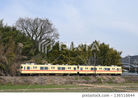 名鐵廣見線6000系列冬季列車6013號“直夢號” 名鐵廣見線6000系列冬季列車6013號“直夢號” 136518644