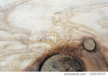 Wood grain 136519747