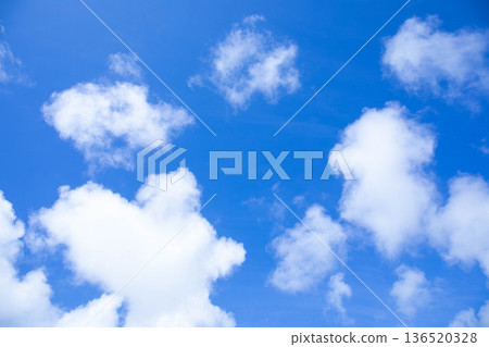 夏天的藍天白雲 夏天的藍天白雲 136520328