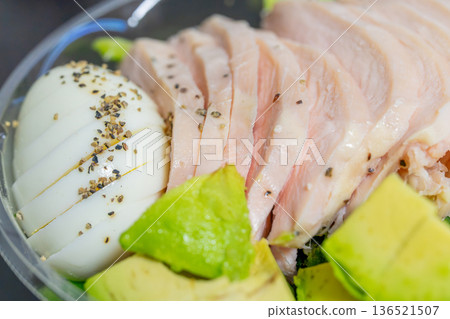 健康沙拉碗 136521507