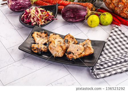 Afgani chicken kebab with white marinade 136523292