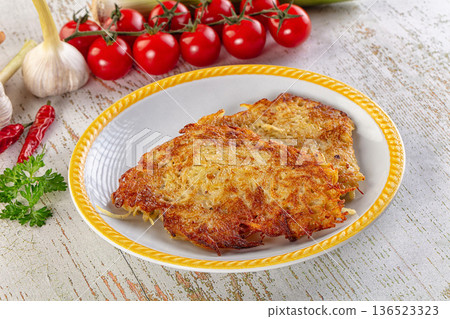 Golden fried potato pancake - Draniki 136523323