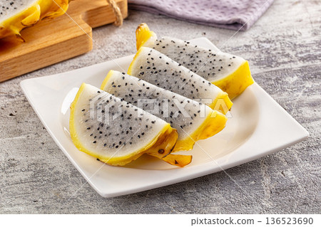 Tropical exotic dragonfruit slice 136523690