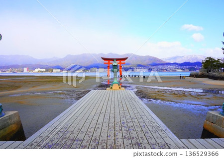 日本三大名勝之一的宮島嚴島神社 136529366