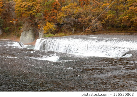 Fukiware Falls and autumn leaves in Numata City, Gunma Prefecture, a natural monument 2 Fukiware Falls and autumn leaves in Numata City, Gunma Prefecture, a natural monument 2 136530808