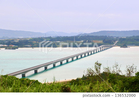 Kouri Bridge (Nakijin Village, Okinawa Prefecture) 136532000