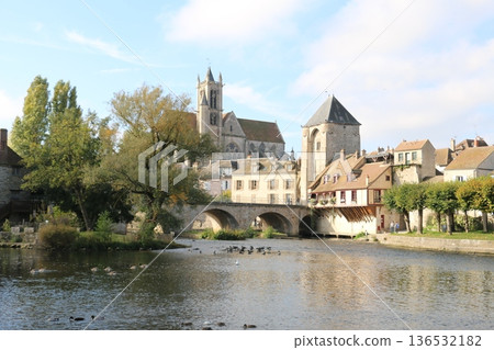Moret-sur-Loing, a small town on the outskirts of Paris that Sisley loved Moret-sur-Loing, a small town on the outskirts of Paris that Sisley loved 136532182