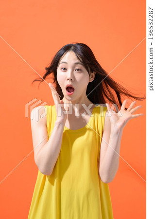 Troubling women Troubling women 136532287