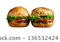 用包裝紙包裹的外帶起司漢堡插圖 136532424