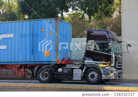 拖車圖像 拖車圖像 136532727