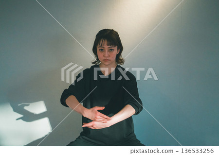 dancing, female, females 136533256