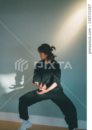 dancing, female, females 136533267