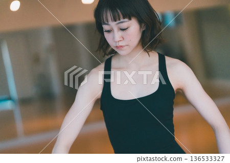 芭蕾 女生 女孩 136533327