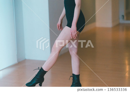 女生 女孩 女性 136533336