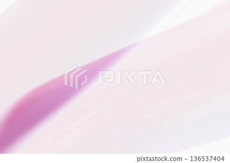 具有柔和線條的紫色抽象的背景 136537404