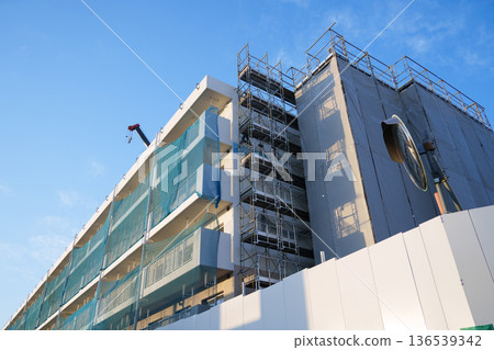 建設中的建築 建設中的建築 136539342