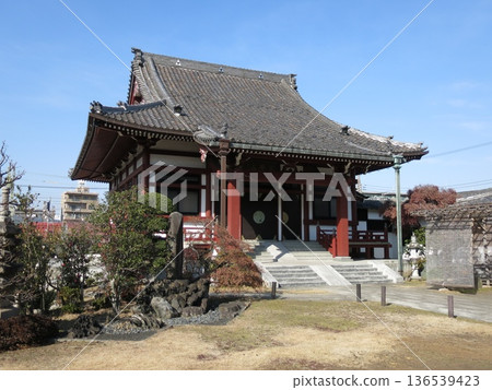 Johokuji Temple in Kanagawa Ward, Yokohama City (Main Hall, Urashima Taro's Tear Stone) Johokuji Temple in Kanagawa Ward, Yokohama City (Main Hall, Urashima Taro's Tear Stone) 136539423