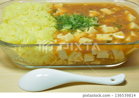 Transparent mapo rice Transparent mapo rice 136539814