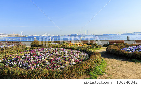 從山下公園看到的橫濱港 136540342