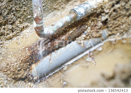 Water leak in water pipe 136542413