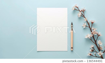 春意盎然的白色信紙，上面印有櫻花枝和鋼筆圖案（藍色背景） 136544491