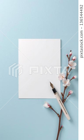 春意盎然的白色信紙，上面印有櫻花枝和鋼筆圖案（藍色背景） 136544492