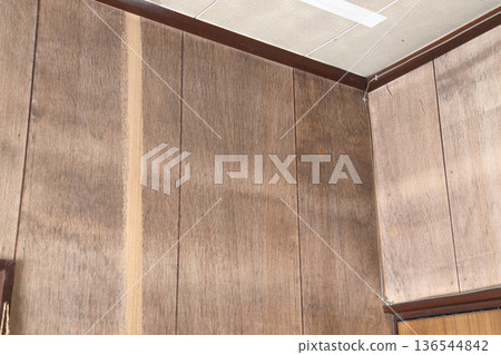 Interior walls deteriorate over time Interior walls deteriorate over time 136544842