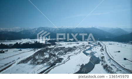 The area around the Kurobe River alluvial fan in eastern Toyama Prefecture, white with snow. The area around the Kurobe River alluvial fan in eastern Toyama Prefecture, white with snow. 136545970