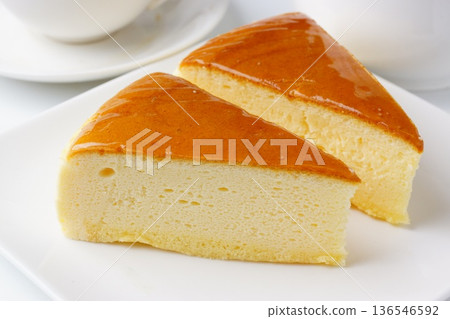 Cheese souffle cake 136546592