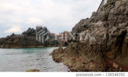 東京神津島的海岸風光 136546702