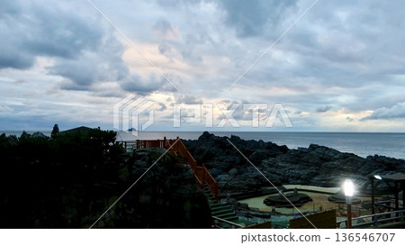 東京神津島的海岸風光 東京神津島的海岸風光 136546707