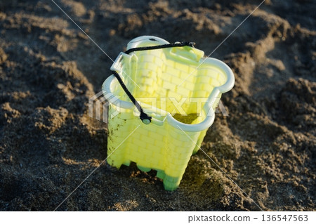 The beach 136547563
