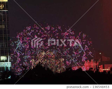 A light show painted in the night sky 136548453