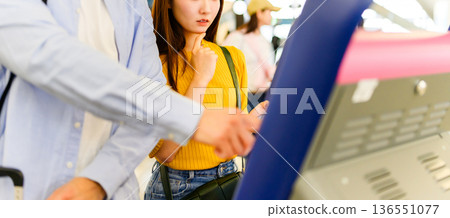 Self-service check-in at the airport ■Photography cooperation: Kansai International Airport (KIX) 136551077