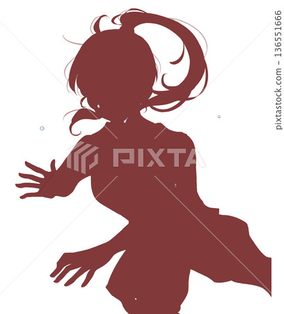 女孩運動的剪影,汗水 女孩運動的剪影,汗水 136551666
