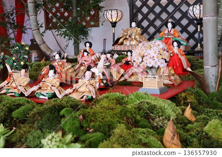 日本傳統/美麗的雛人偶 日本傳統/美麗的雛人偶 136557930