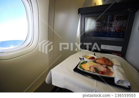 機場和飛機，商務艙豪華航空旅行，日本航空 (JAL)、全日空航空 (ANA)、星空聯盟 136559503