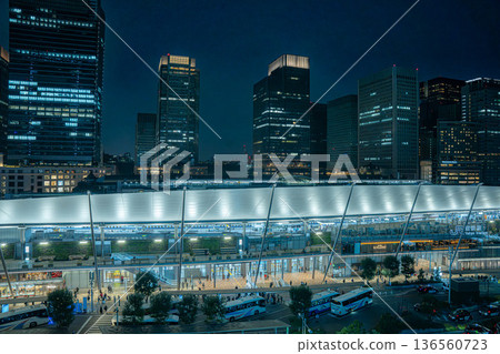 Night view of Tokyo Station Yaesu Exit and the bus terminal (from Tokyo Midtown Yaesu Terrace) Night view of Tokyo Station Yaesu Exit and the bus terminal (from Tokyo Midtown Yaesu Terrace) 136560723