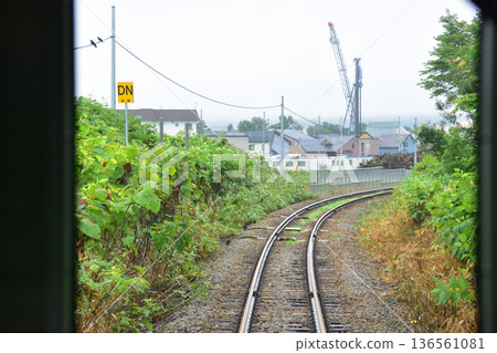 JR Hokkaido Hakodate Main Line: Scenery from the window of a local train from Ginzan Station to Kutchan Station (Summer rain, 2023) 136561081