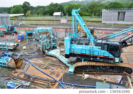 JR Hokkaido Hakodate Main Line: Scenery from the window of a local train from Ginzan Station to Kutchan Station (Summer rain, 2023) 136561090