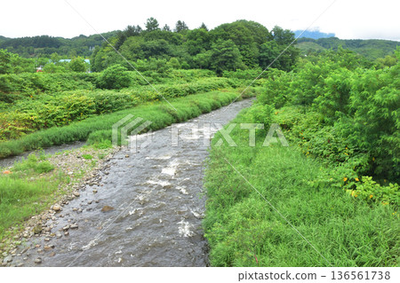 JR Hokkaido Hakodate Main Line: Scenery from the window of a local train from Kutchan Station to Konbu Station (Summer rain, 2023) JR Hokkaido Hakodate Main Line: Scenery from the window of a local train from Kutchan Station to Konbu Station (Summer rain, 2023) 136561738