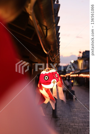 "White-Walled Townscape and Goldfish Lanterns" Tourism in Yanai City, Yamaguchi Prefecture "White-Walled Townscape and Goldfish Lanterns" Tourism in Yanai City, Yamaguchi Prefecture 136561866