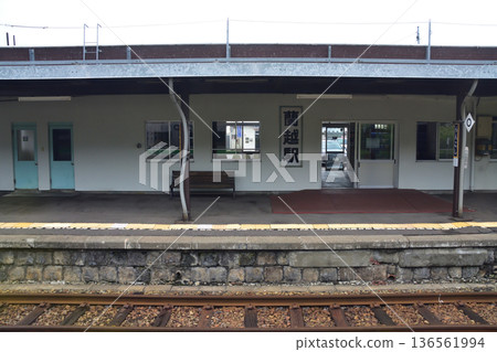 JR Hokkaido Hakodate Main Line: Scenery from the window of a local train from Konbu Station to Netsumi Station (Summer rain, 2023) 136561994