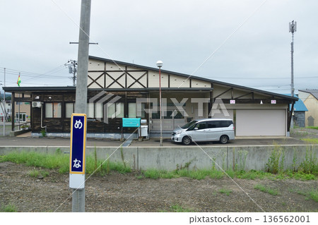 JR Hokkaido Hakodate Main Line: Scenery from the window of a local train from Konbu Station to Netsumi Station (Summer rain, 2023) 136562001