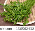 Fresh parsley 136562432