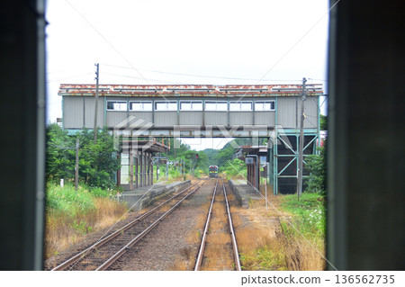 JR Hokkaido Hakodate Main Line: Scenery from the window of a local train from Neppin Station to Oshamanbe Station (Summer rain, 2023) JR Hokkaido Hakodate Main Line: Scenery from the window of a local train from Neppin Station to Oshamanbe Station (Summer rain, 2023) 136562735